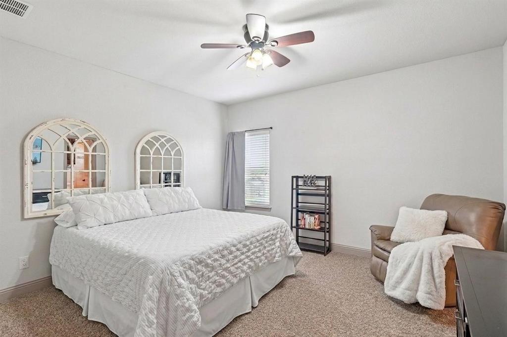 401 Pendall Drive Property Photo 30