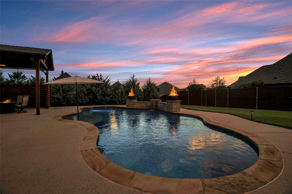 401 Pendall Drive Property Photo 32