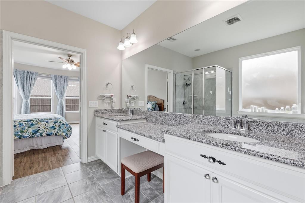 825 Crest Breeze Drive Property Photo 19