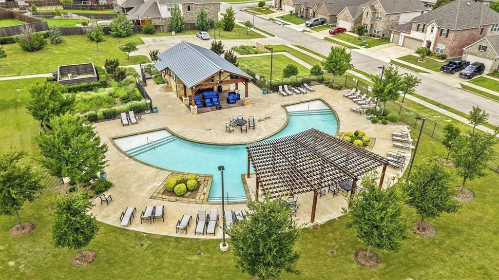 825 Crest Breeze Drive Property Photo 37