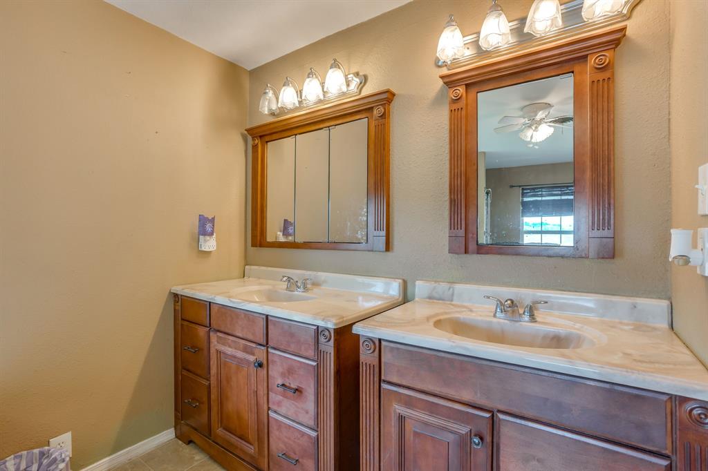 4536 County Road 806 Property Photo 11