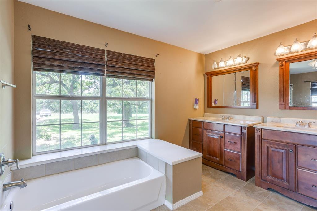 4536 County Road 806 Property Photo 12