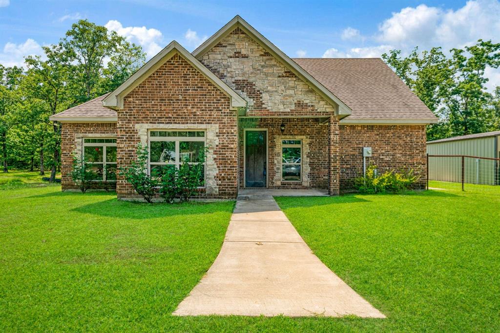 821 County Road 43830 Property Photo 1