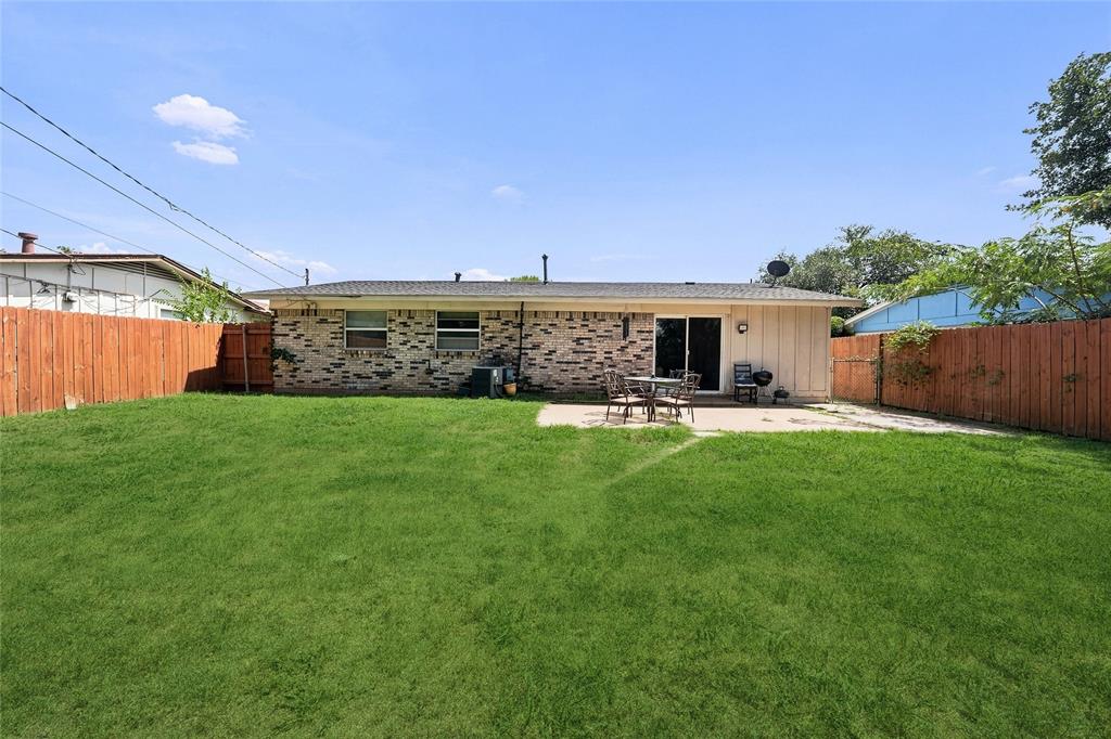 2621 Burning Tree Lane Property Photo 15