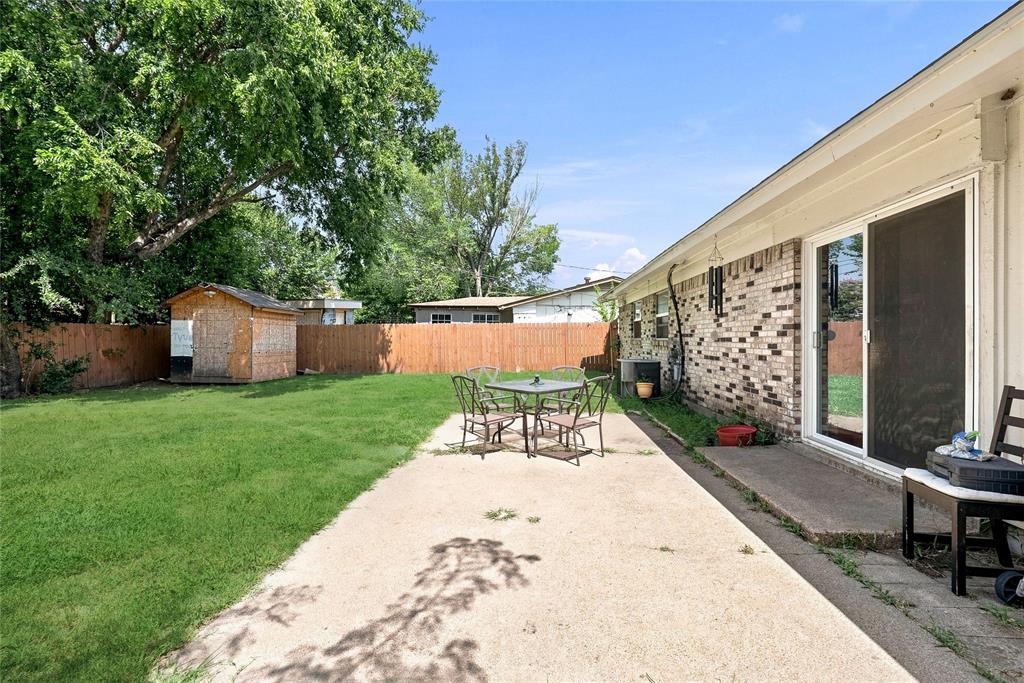 2621 Burning Tree Lane Property Photo 16
