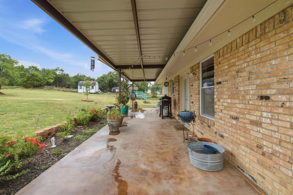 701 Van Winkle Street Property Photo 6