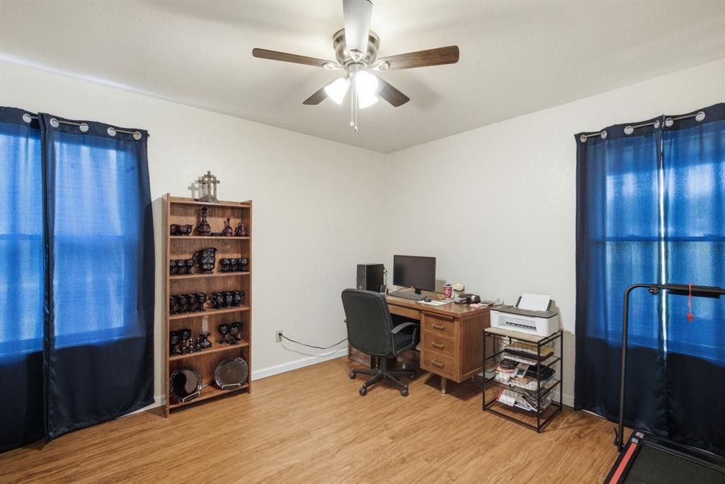 701 Van Winkle Street Property Photo 15