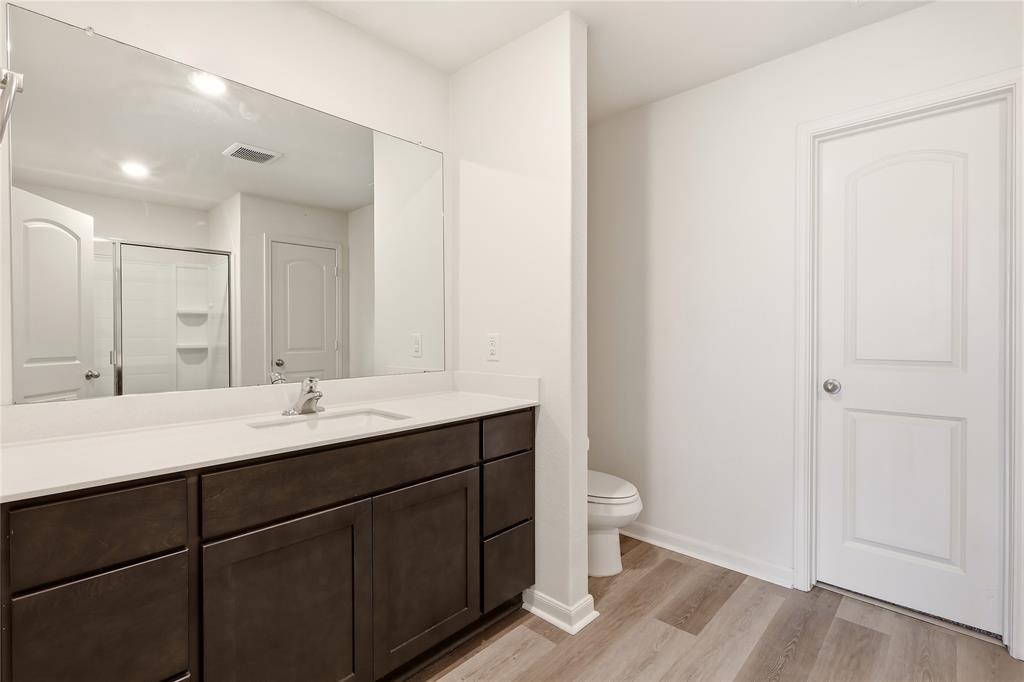 2405 Stillwater Drive Property Photo 10