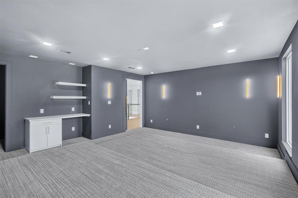 3819 Wemdon Drive Property Photo 32