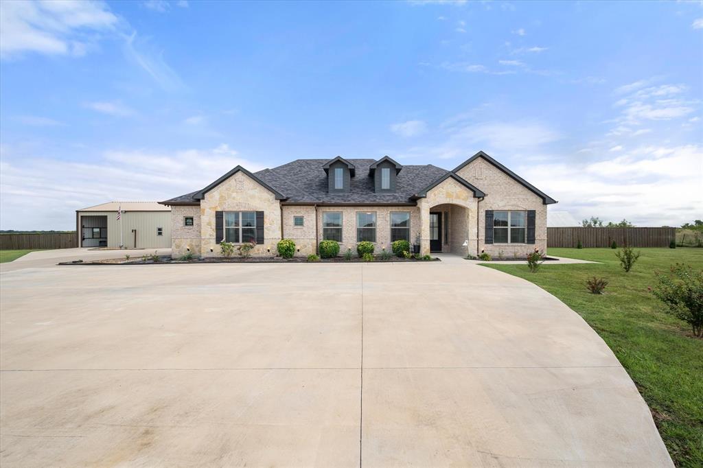 170 Grays Creek Circle Property Photo 2