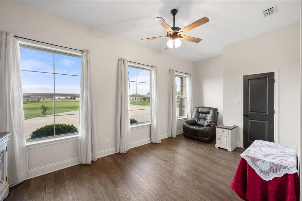 170 Grays Creek Circle Property Photo 6