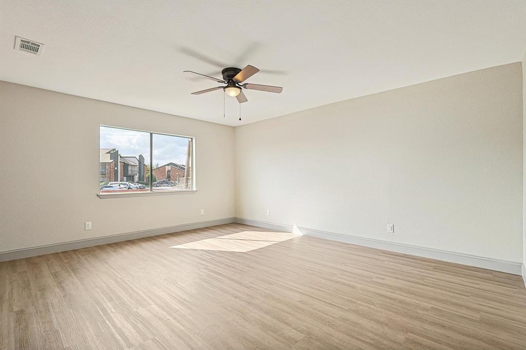 2903 Winterberry Drive Property Photo 15