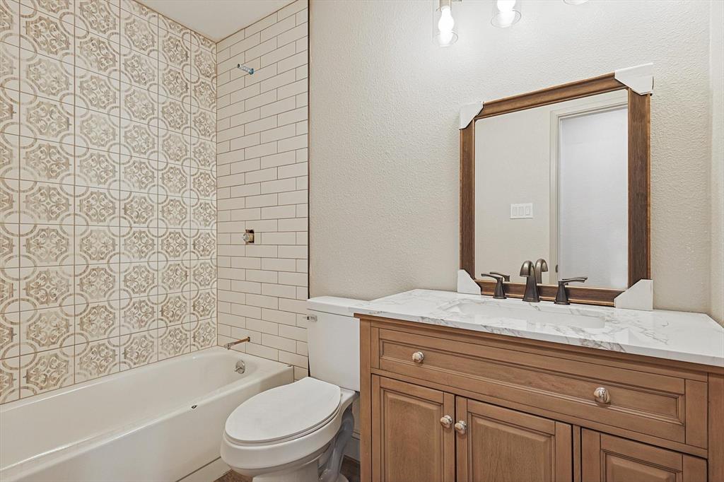 2903 Winterberry Drive Property Photo 20