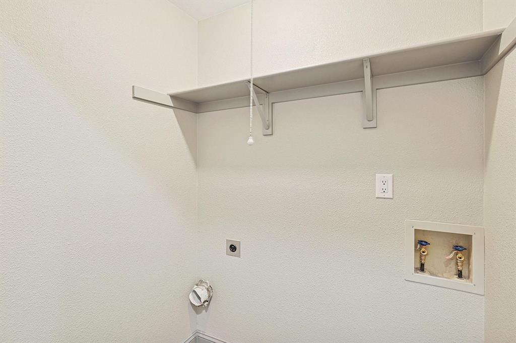 2903 Winterberry Drive Property Photo 23