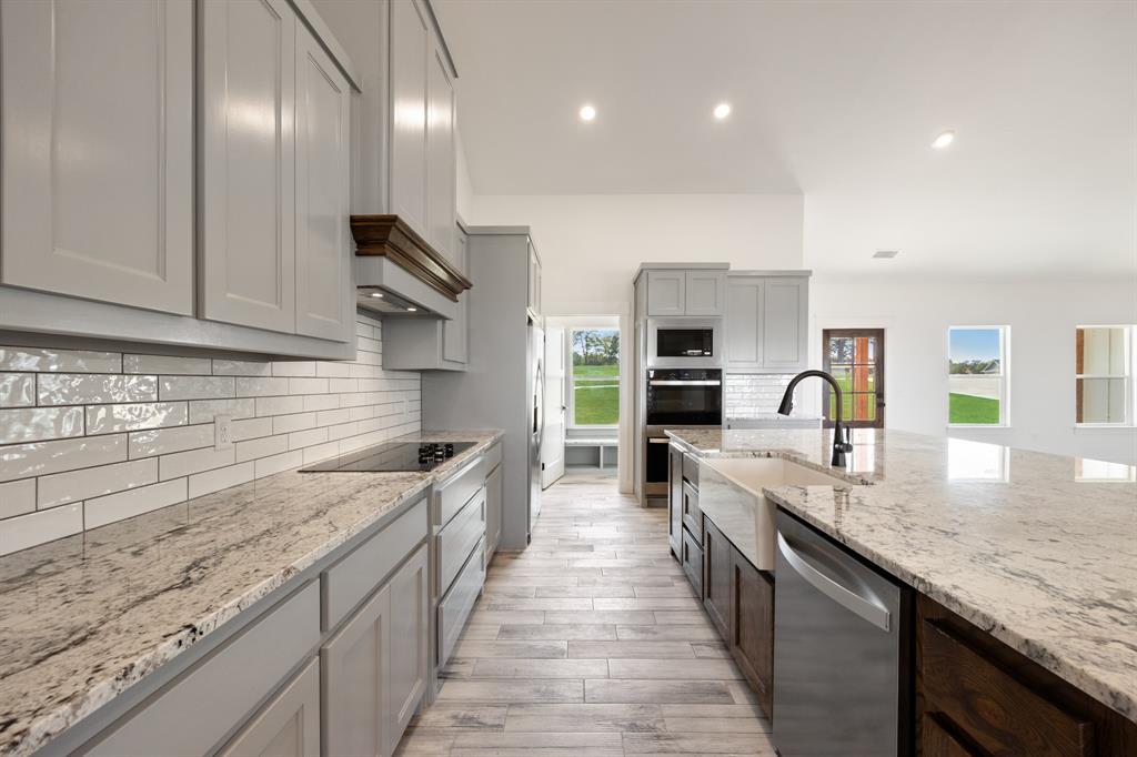 257 Caro Drive Property Photo 12