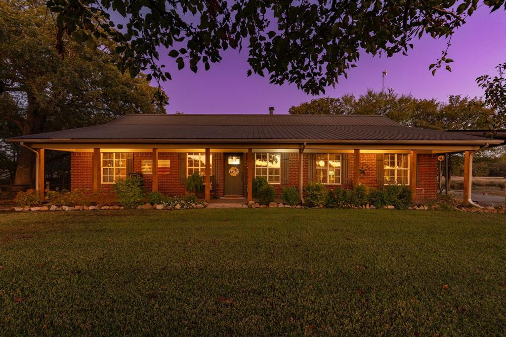 1004 County Road 4574 Property Photo 34