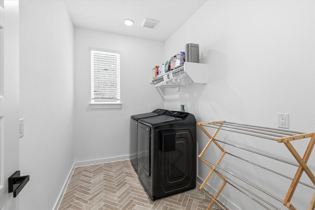 7133 Talon Bluff Drive Property Photo 22