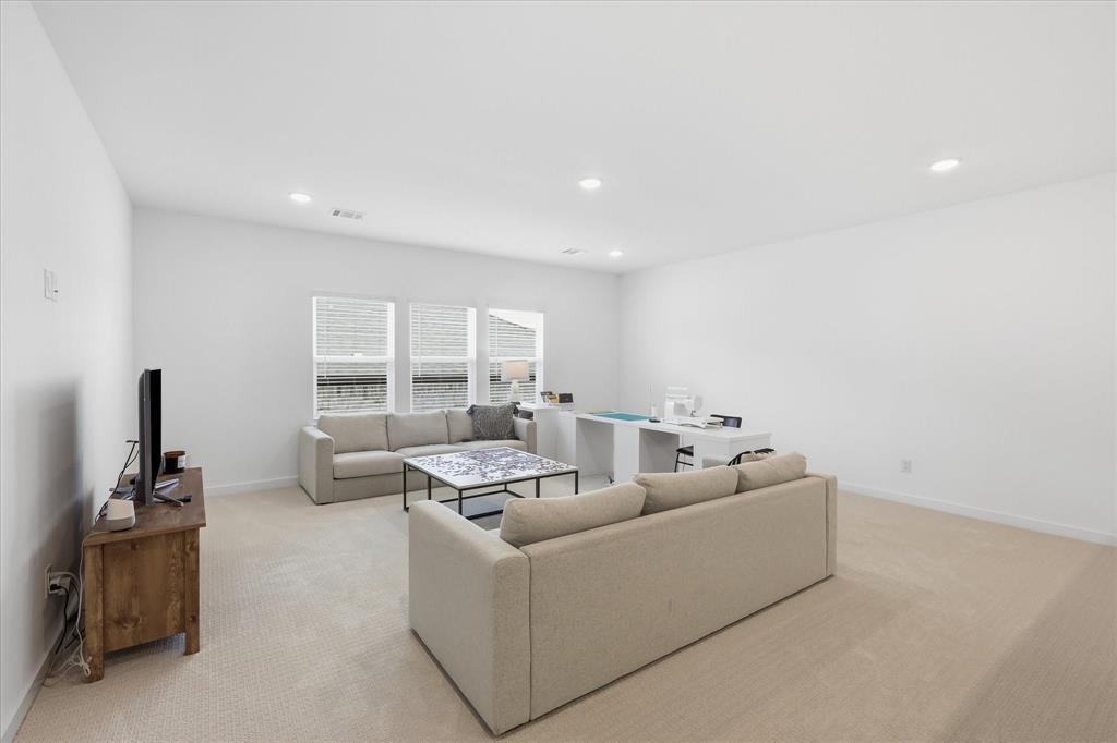 7133 Talon Bluff Drive Property Photo 26
