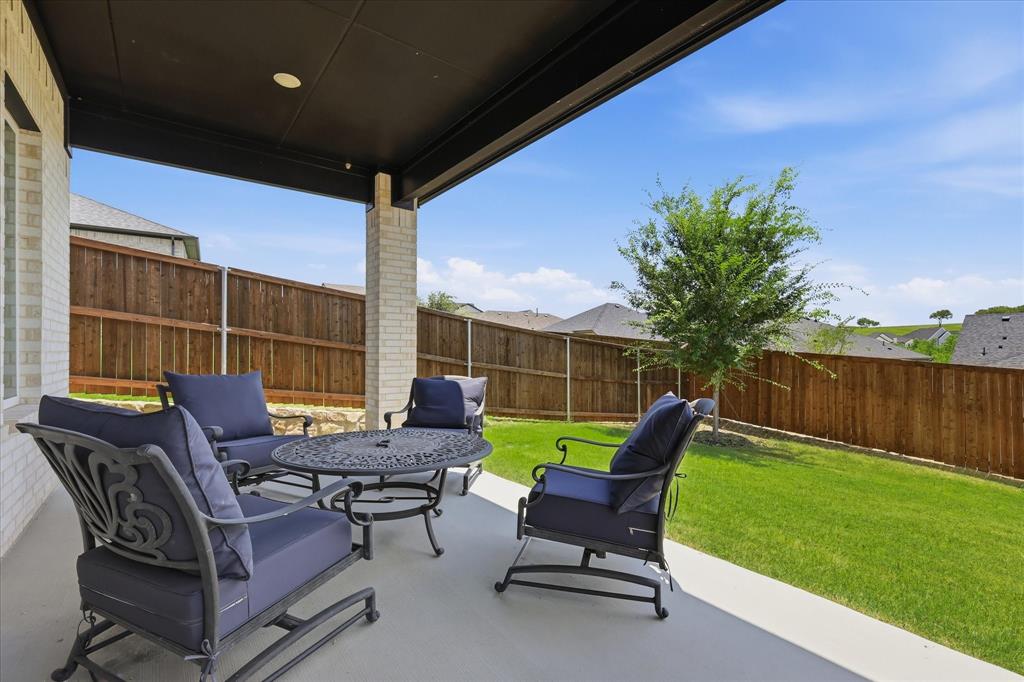 7133 Talon Bluff Drive Property Photo 32