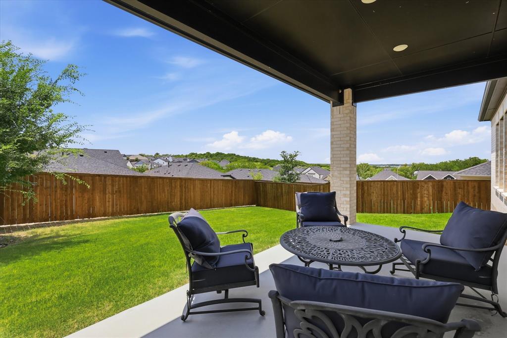 7133 Talon Bluff Drive Property Photo 33