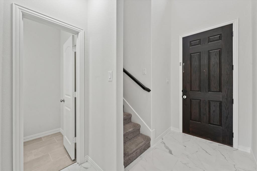 2317 Cortellia Street Property Photo 5