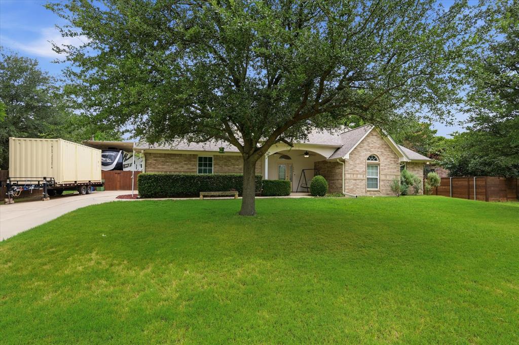 306 Oak Drive Property Photo 3