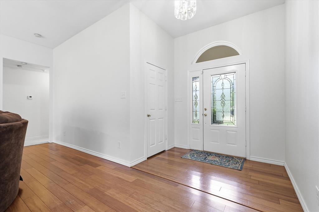306 Oak Drive Property Photo 6