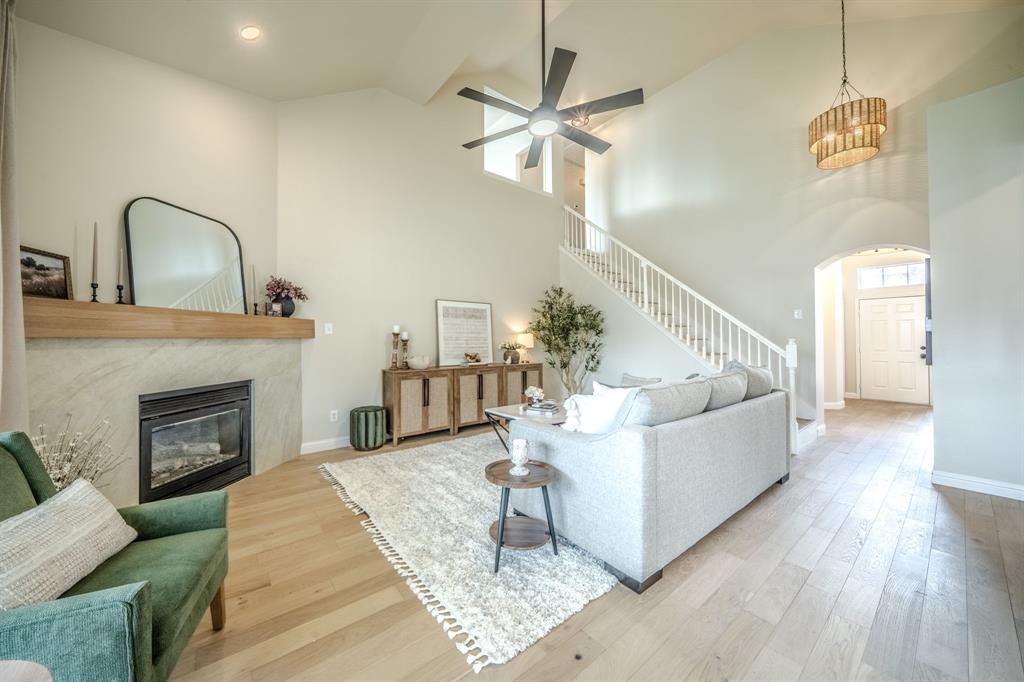 801 Cobblestone Drive Property Photo 3