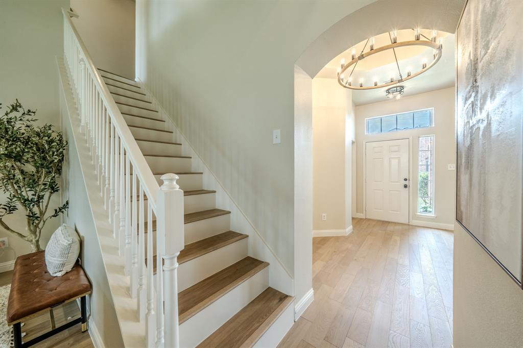 801 Cobblestone Drive Property Photo 8