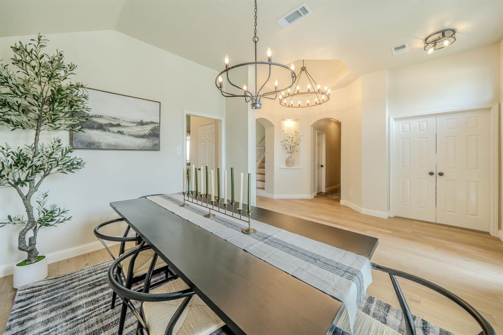 801 Cobblestone Drive Property Photo 12