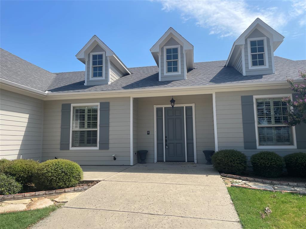 326 Harborview Drive Property Photo 1