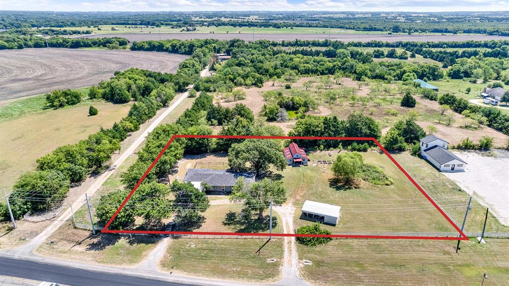 2403 State Highway 78 Property Photo 3