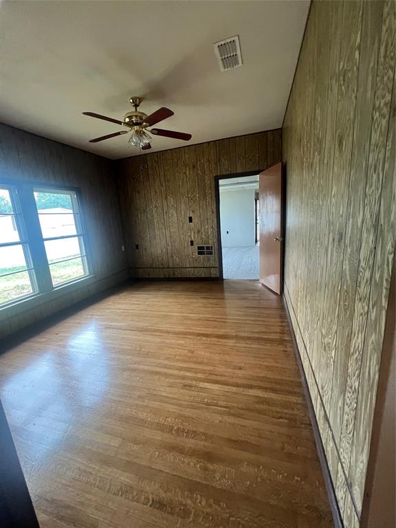 340 Walnut Street Property Photo 7