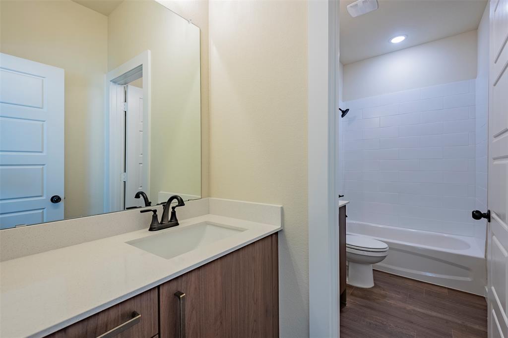 713 Wheatfield Drive Property Photo 15