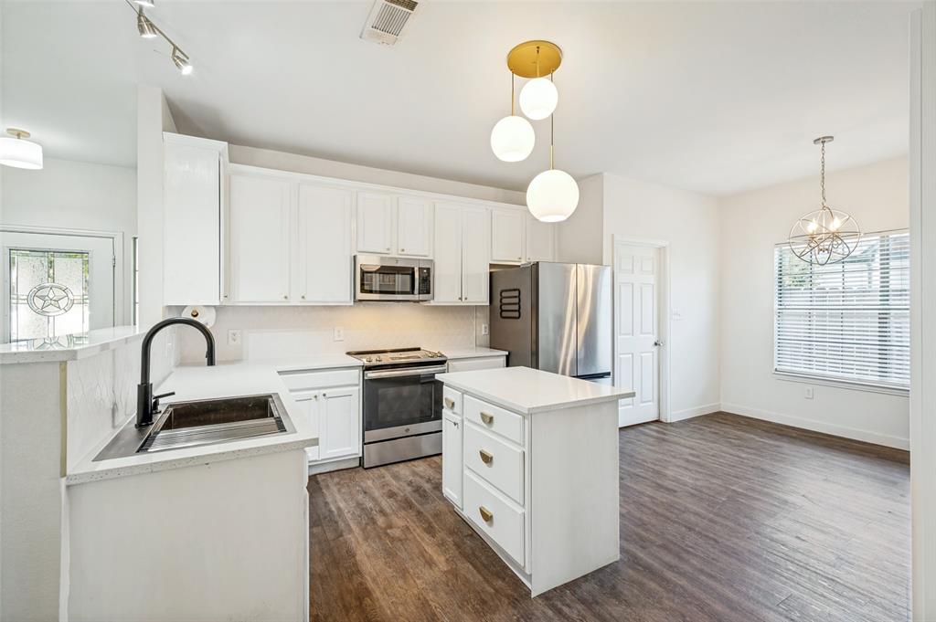 100 S Lakeview Drive Property Photo 7
