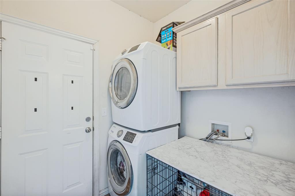 100 S Lakeview Drive Property Photo 18