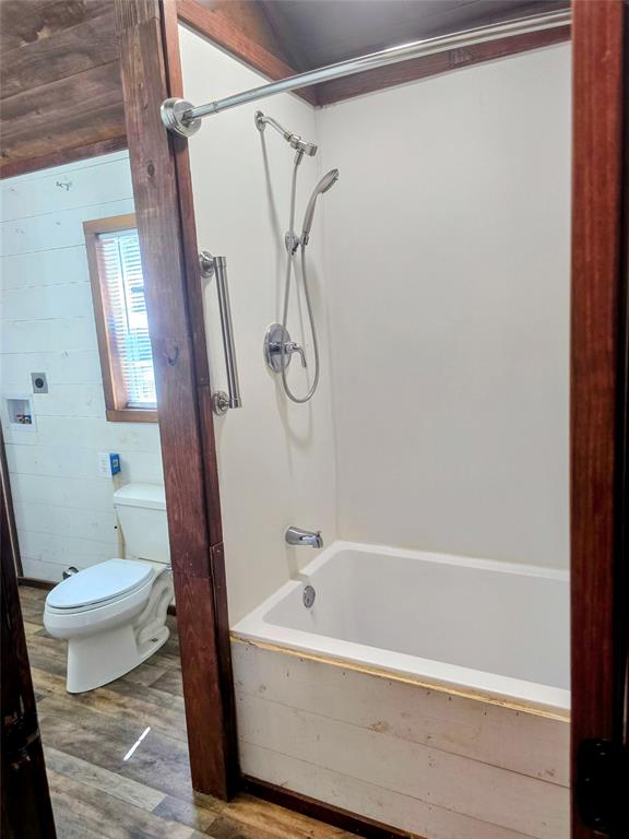 710 County Road 2298 Property Photo 8