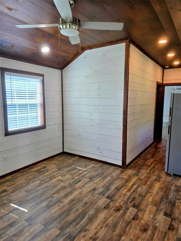 710 County Road 2298 Property Photo 11