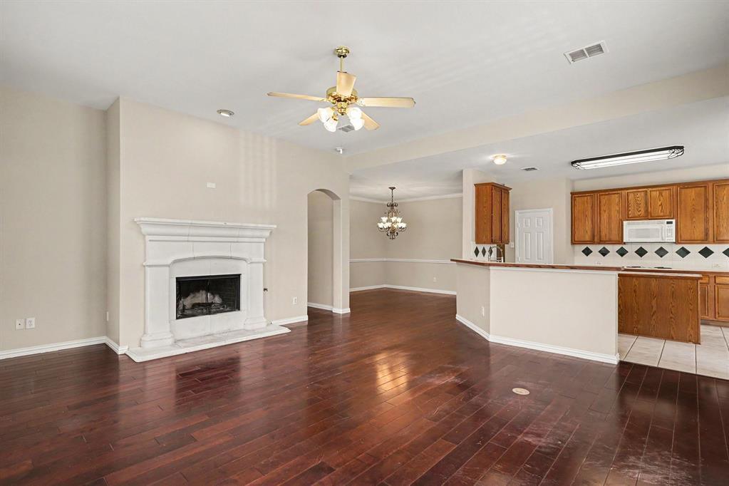 11829 Warbler Lane Property Photo 8