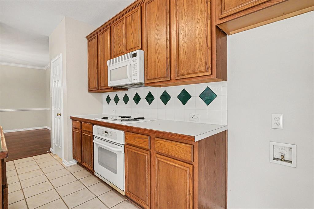 11829 Warbler Lane Property Photo 12