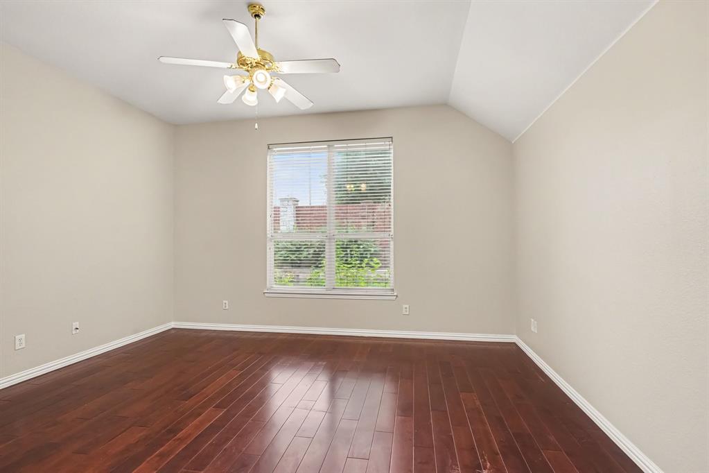 11829 Warbler Lane Property Photo 16