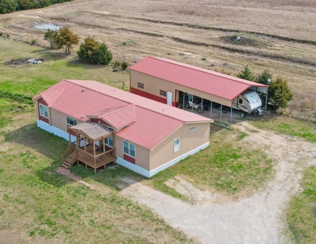 2035 Fm-1566 Property Photo 1