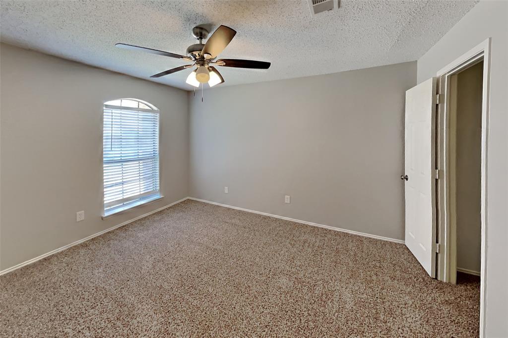 928 Fenimore Drive Property Photo 19