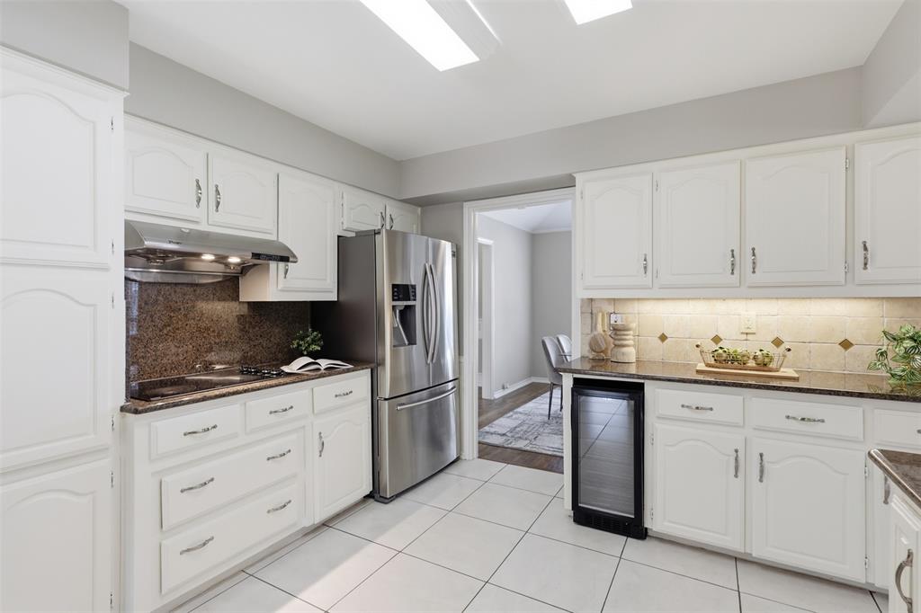 4005 Bullock Drive Property Photo 15
