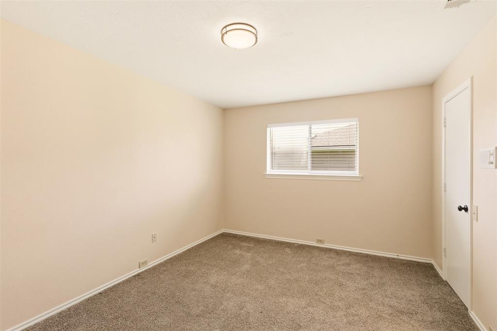 4005 Bullock Drive Property Photo 25