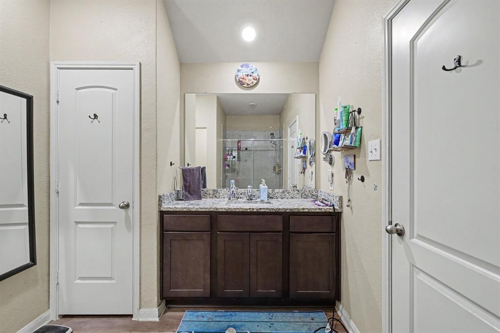 5216 Persimmon Drive Property Photo 10