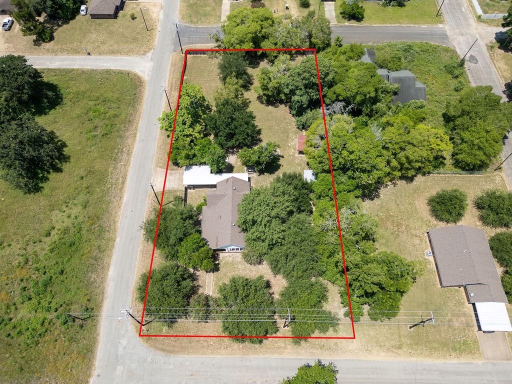 211 S Olive Street Property Photo 1