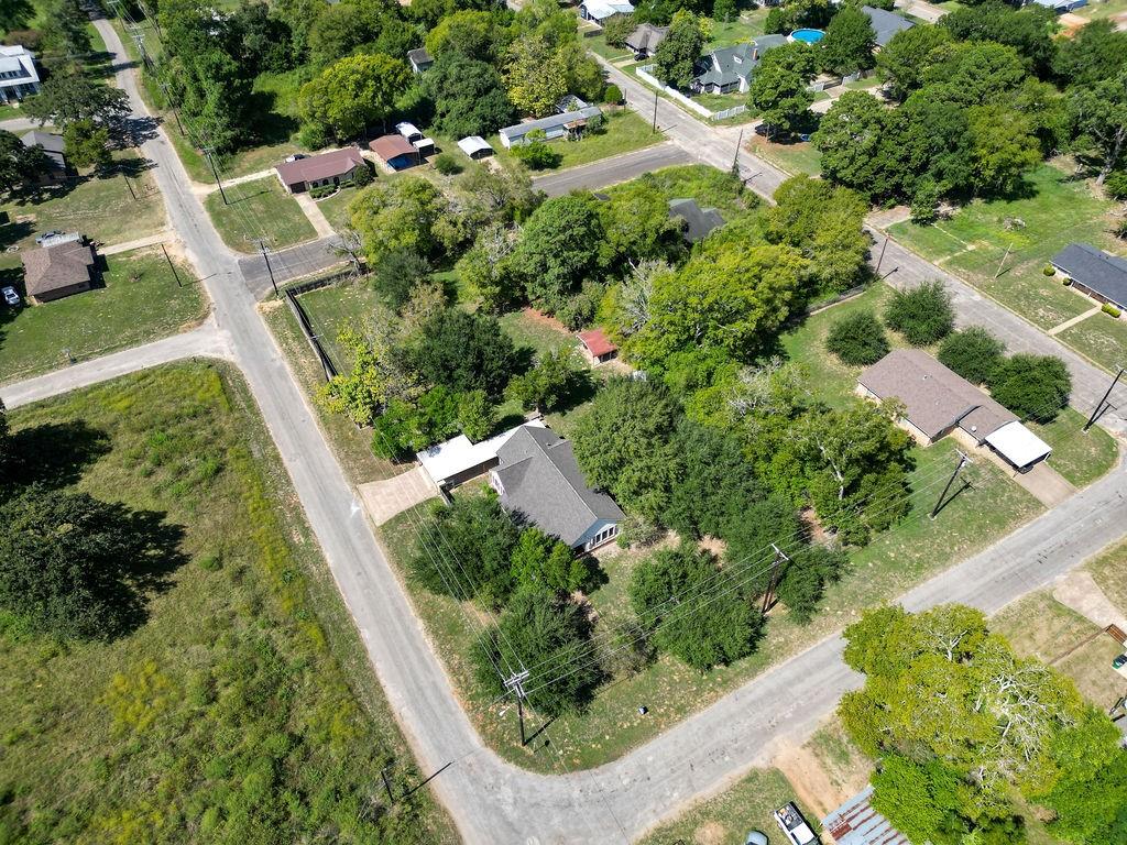 211 S Olive Street Property Photo 33