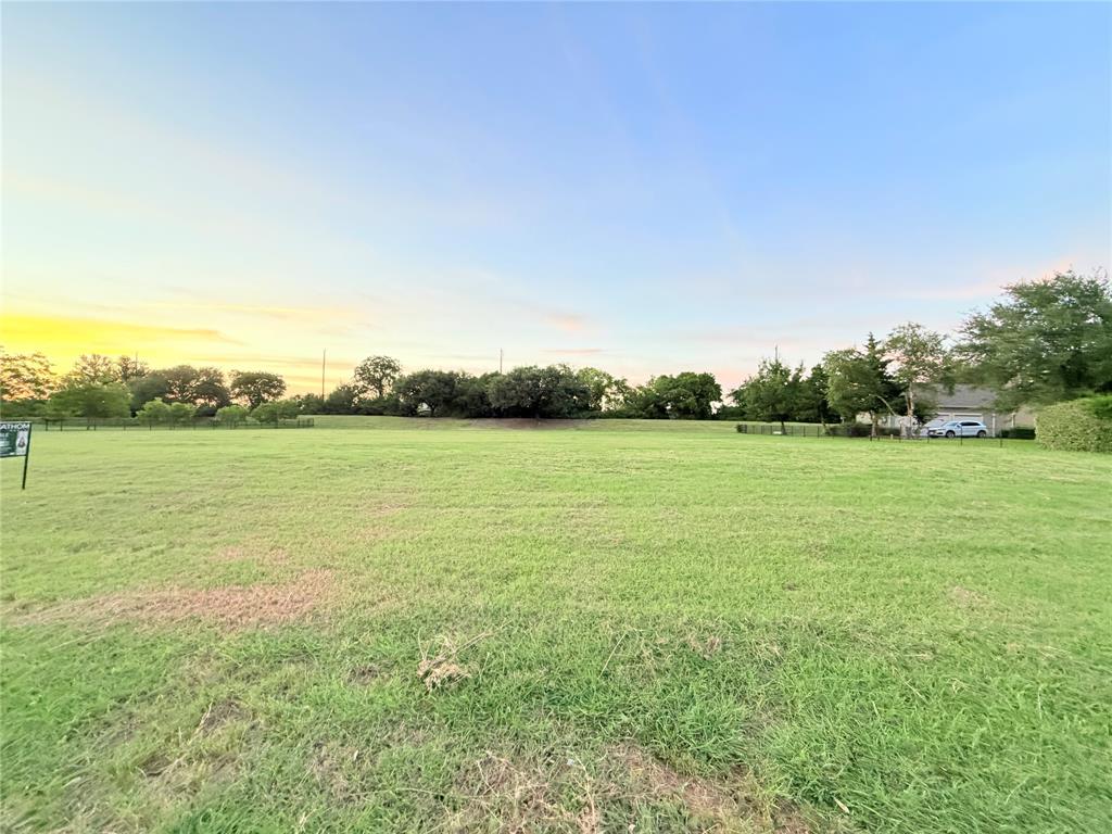 4101 Rolling Knolls Drive Property Photo 3