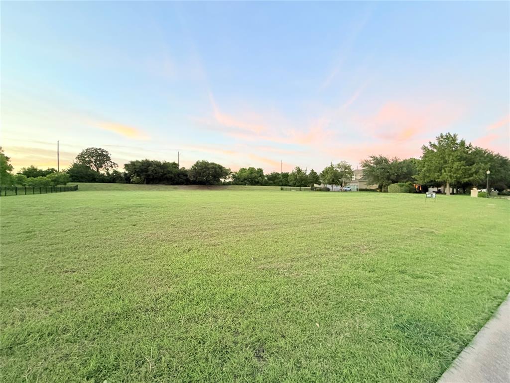 4101 Rolling Knolls Drive Property Photo 10